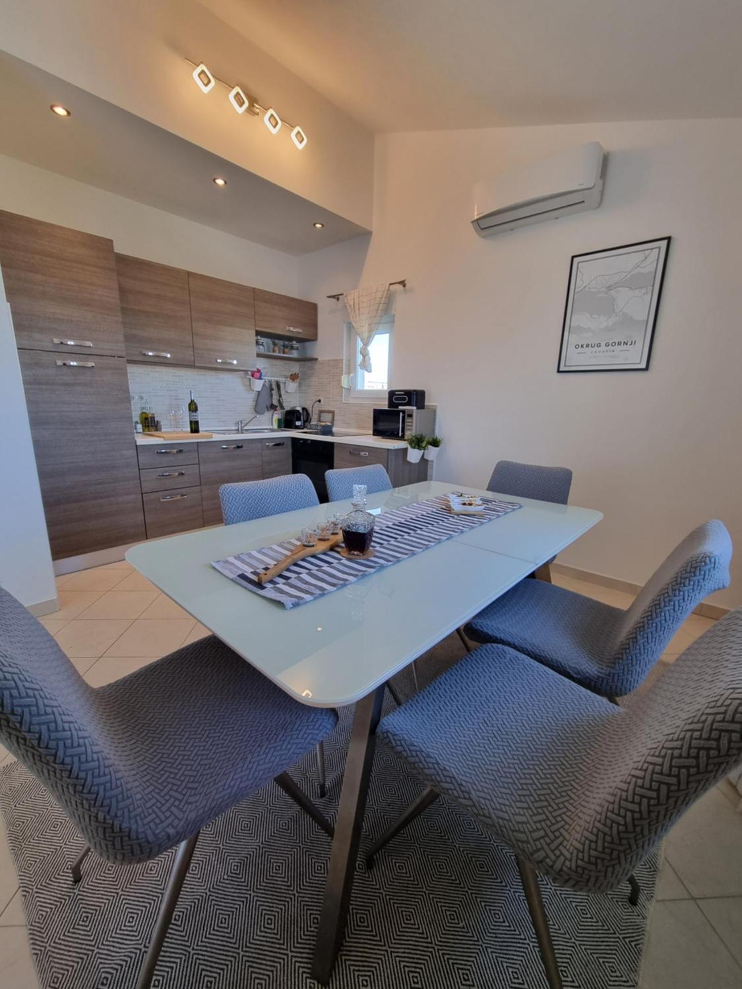 Apartman Dineva Trogir Exterior foto