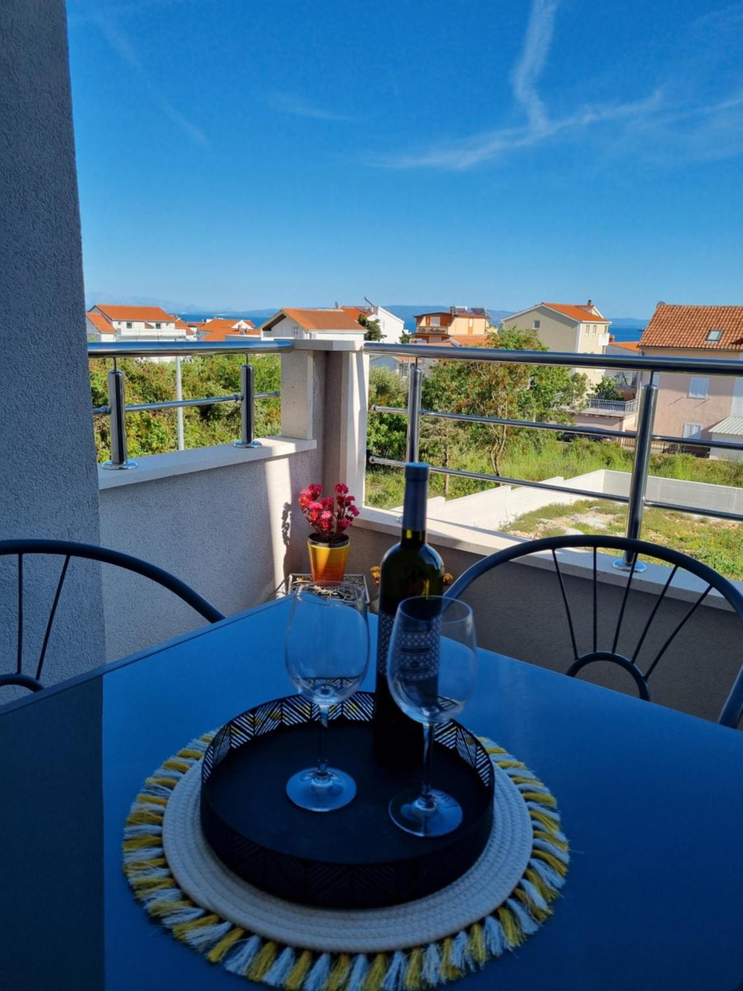Apartman Dineva Trogir Exterior foto