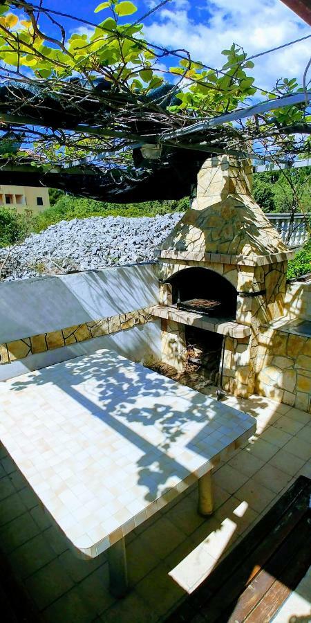 Apartman Dineva Trogir Exterior foto